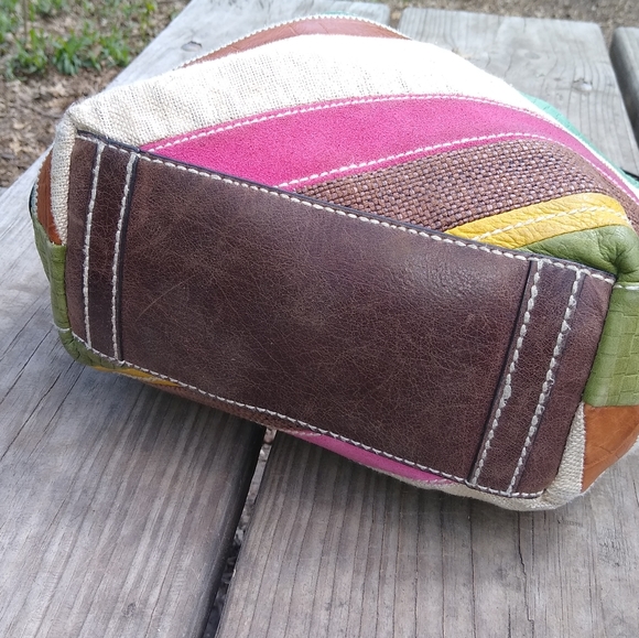 Vintage Fossil patchwork hobo with wooden key, EUC - Picture 6 of 8